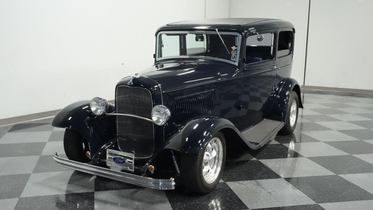1932 Ford Tudor Streetrod