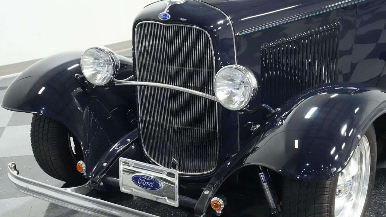 1932 Ford Tudor Streetrod