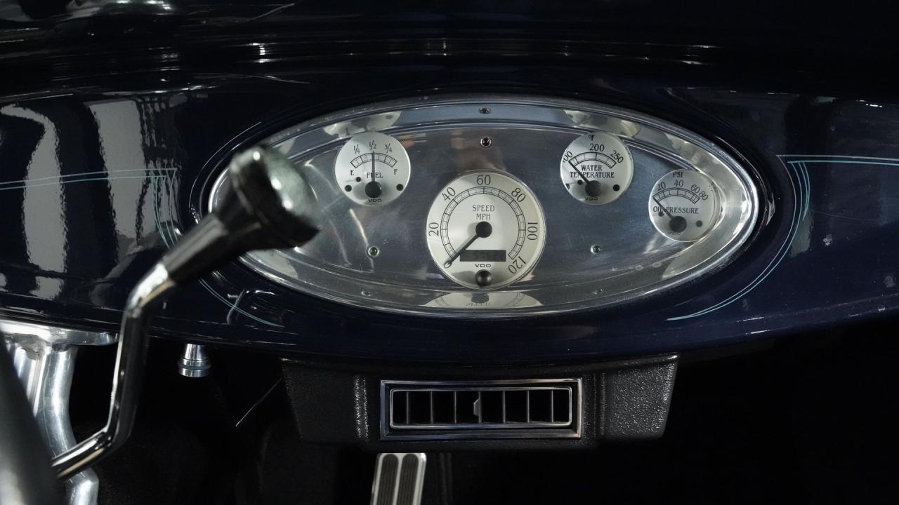 1932 Ford Tudor Streetrod