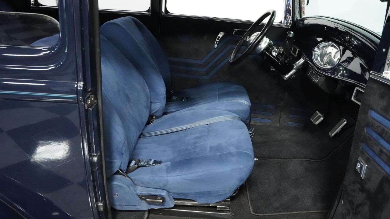 1932 Ford Tudor Streetrod