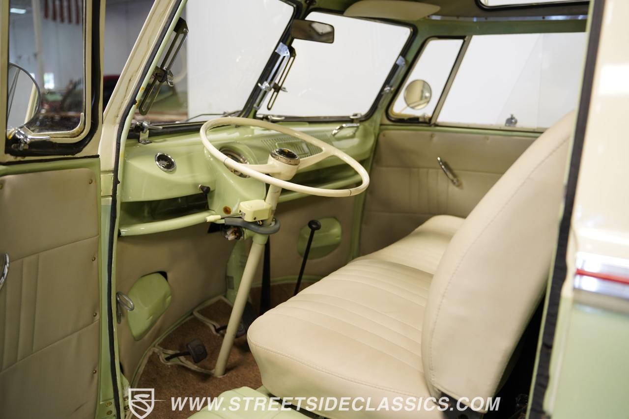 1968 Volkswagen Type 2 23 Window Deluxe Camper