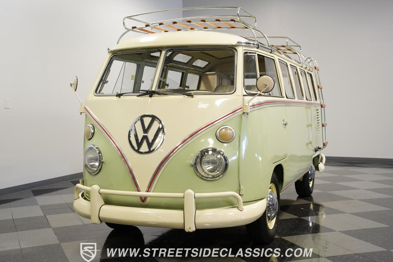 1968 Volkswagen Type 2 23 Window Deluxe Camper