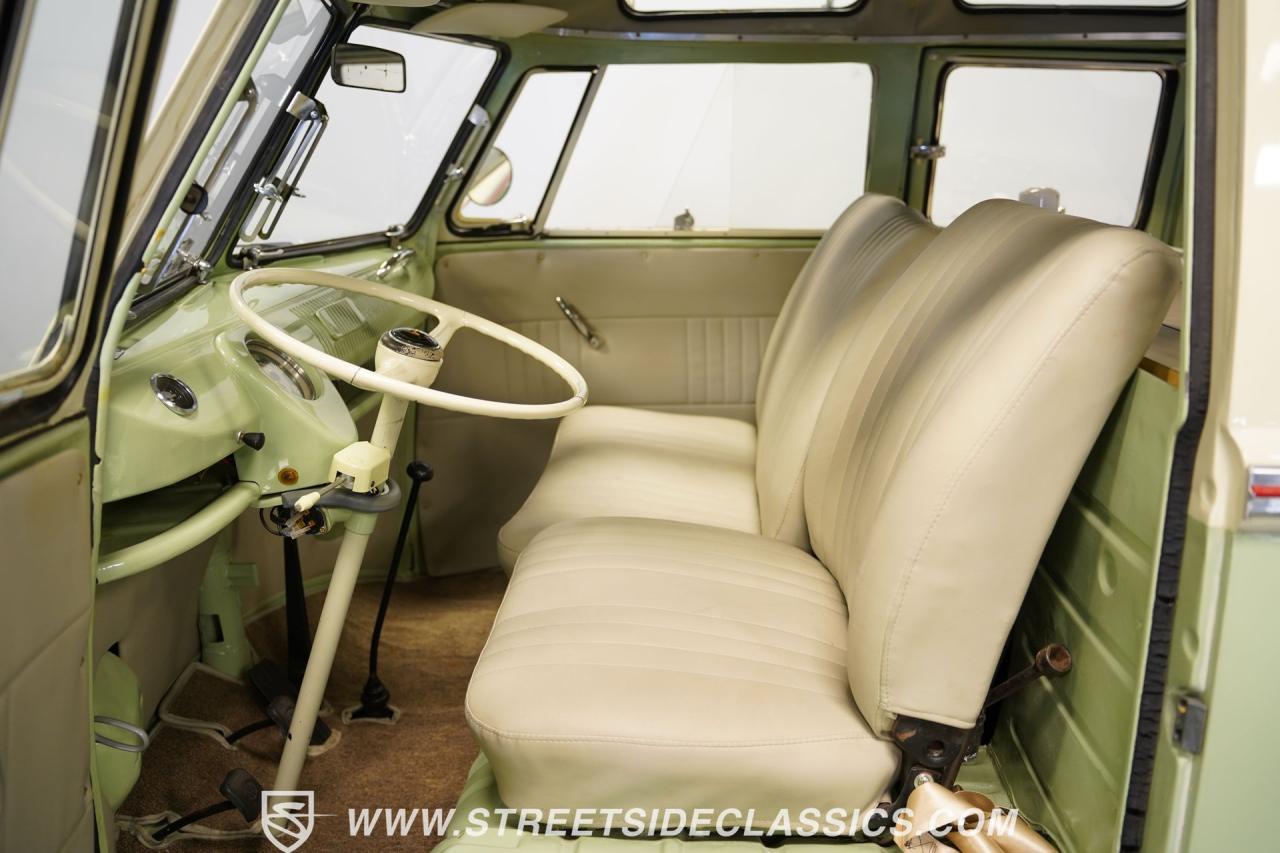 1968 Volkswagen Type 2 23 Window Deluxe Camper