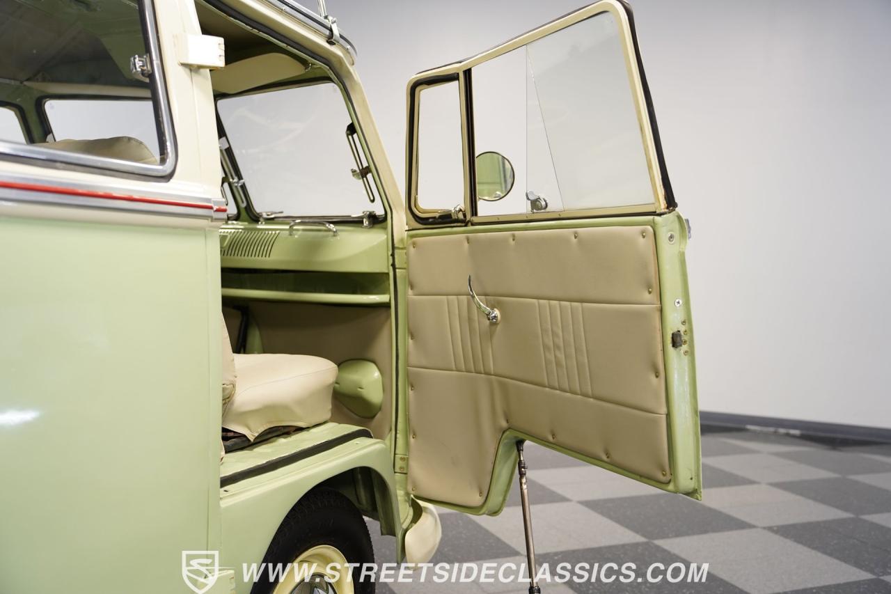 1968 Volkswagen Type 2 23 Window Deluxe Camper