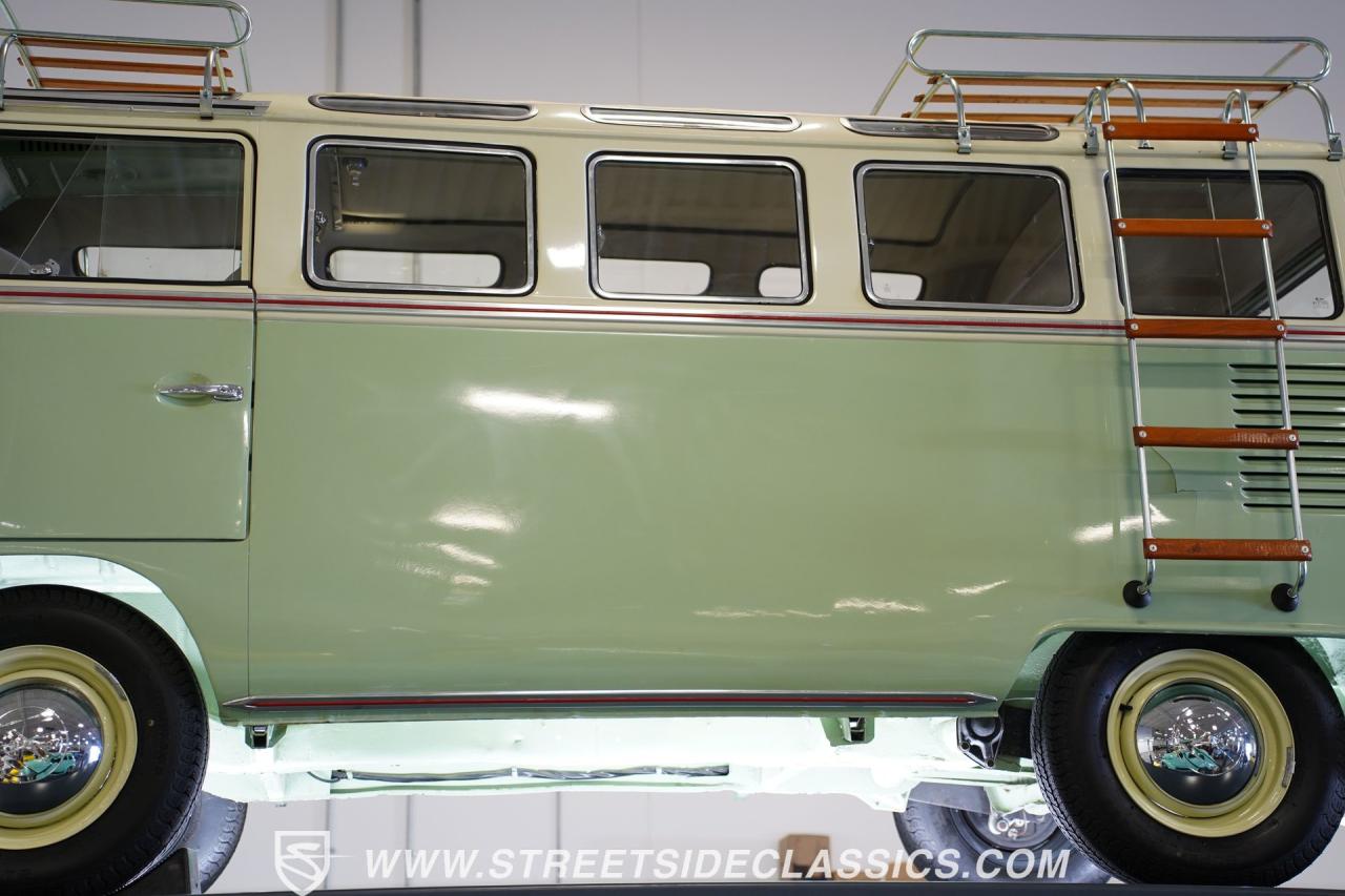 1968 Volkswagen Type 2 23 Window Deluxe Camper