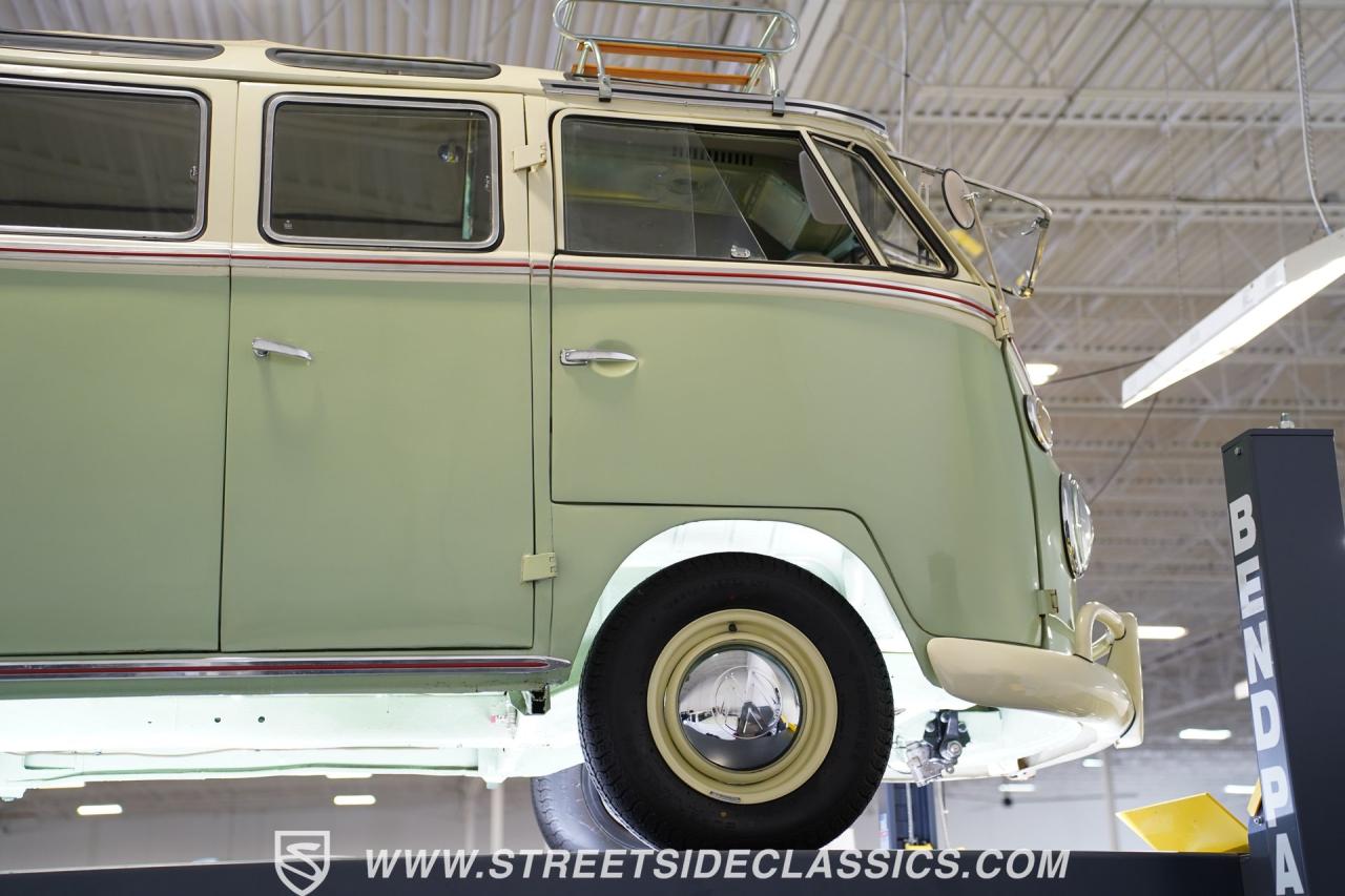 1968 Volkswagen Type 2 23 Window Deluxe Camper