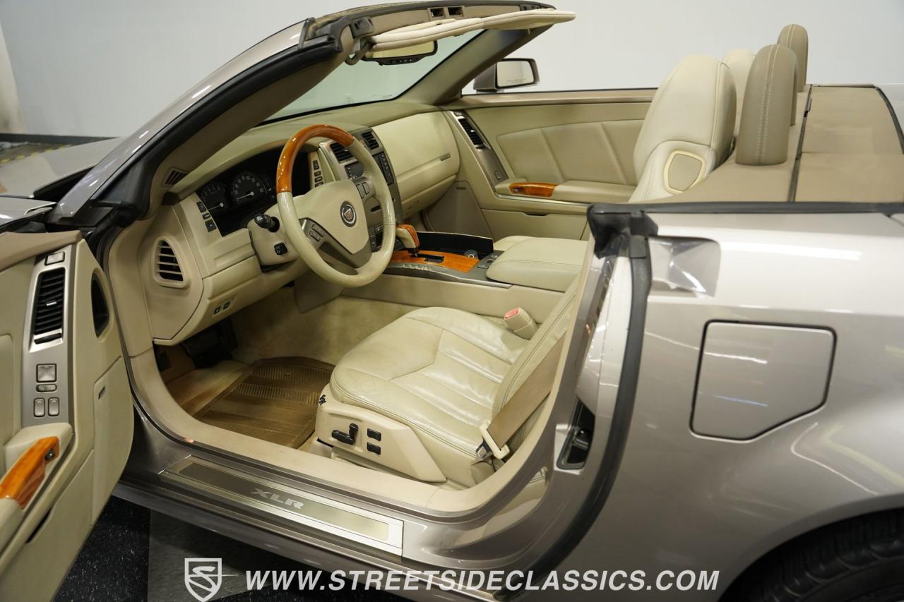 2004 Cadillac XLR