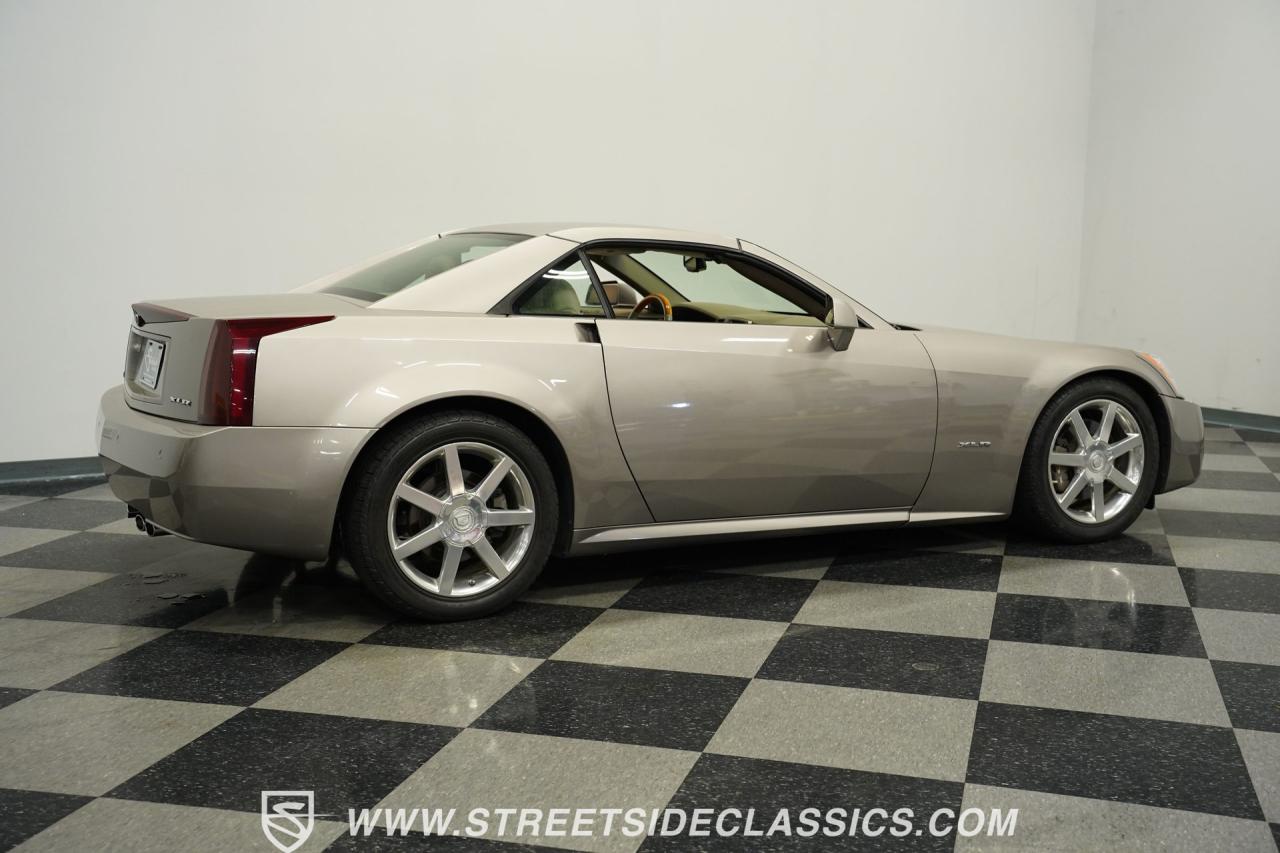 2004 Cadillac XLR