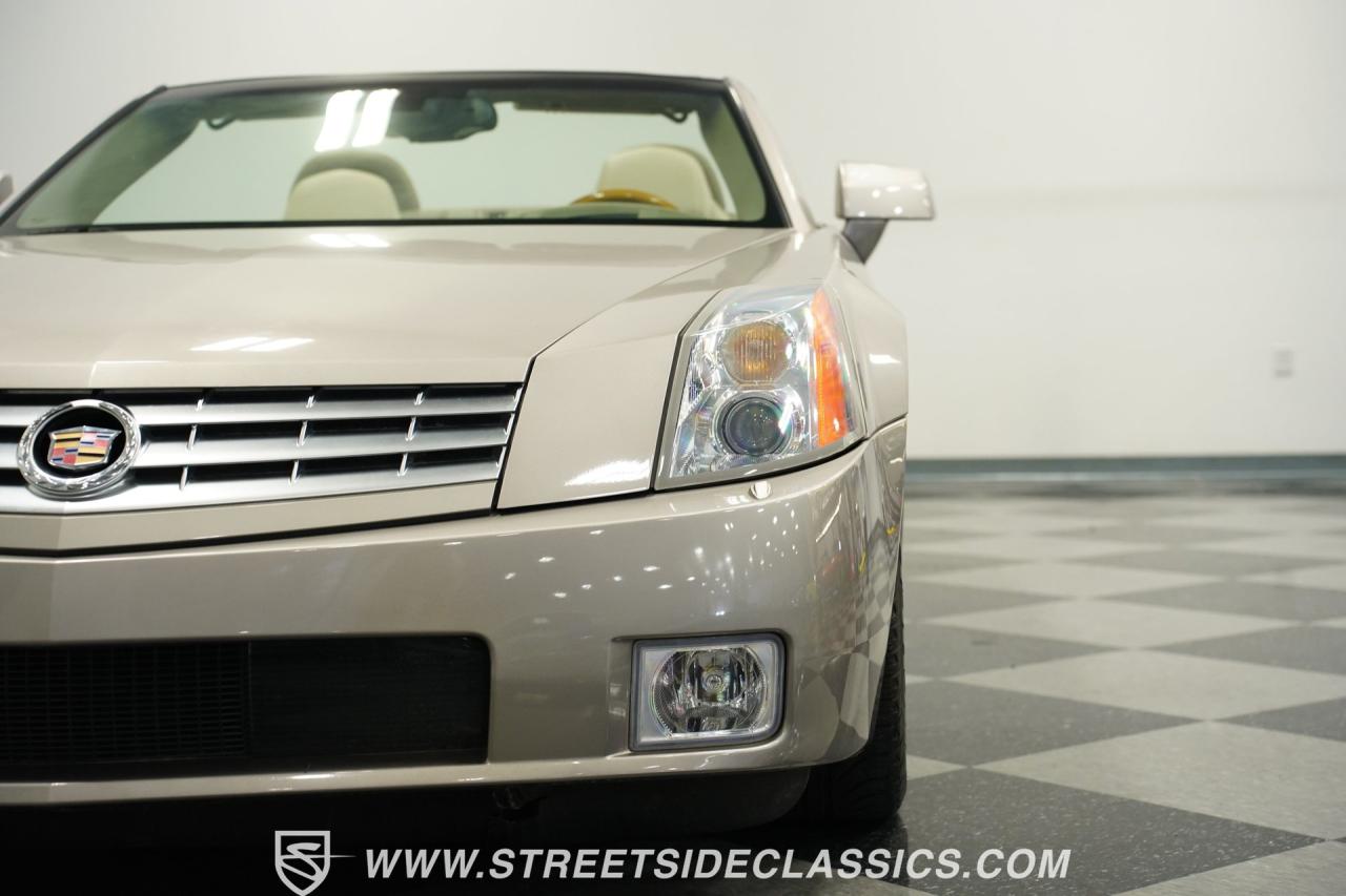 2004 Cadillac XLR