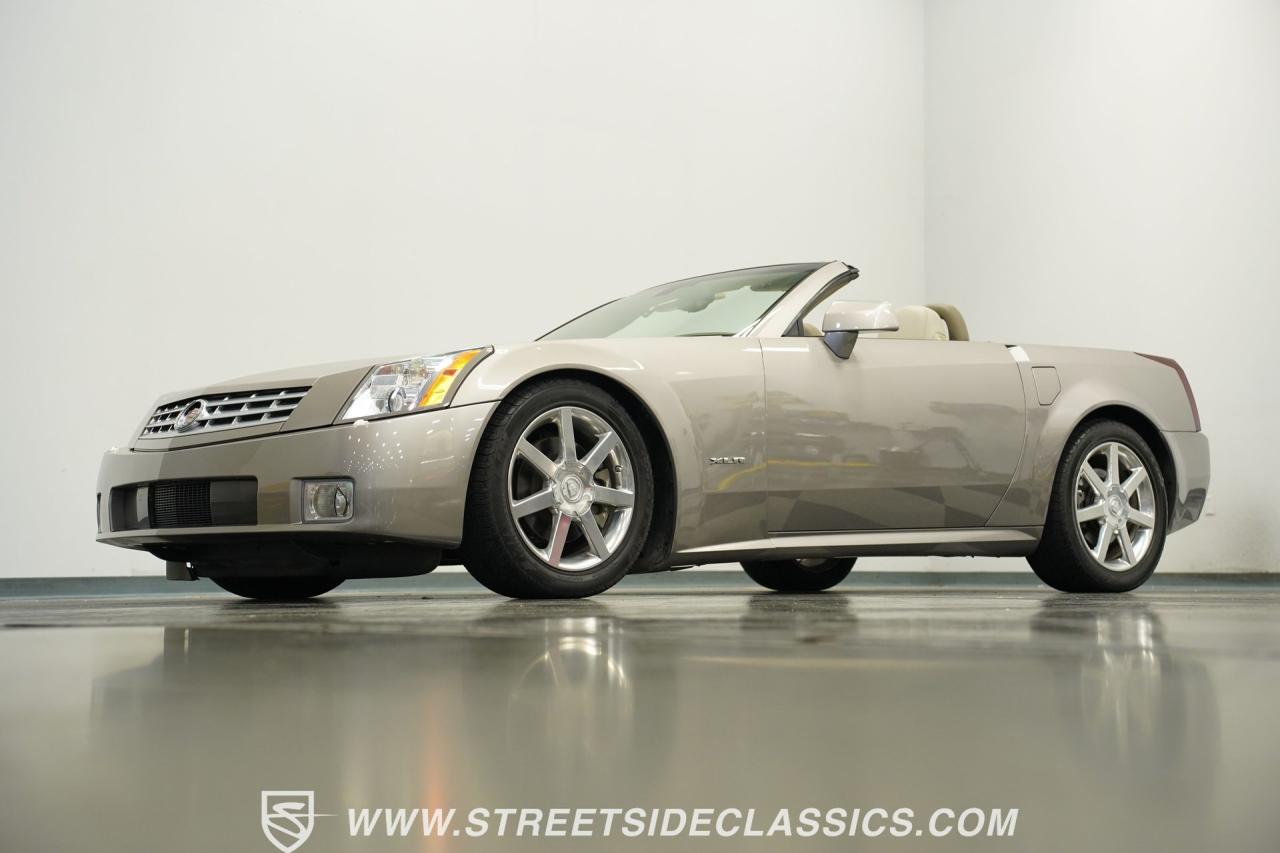 2004 Cadillac XLR