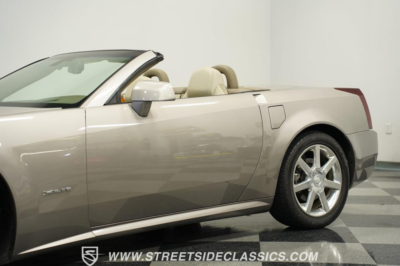 2004 Cadillac XLR