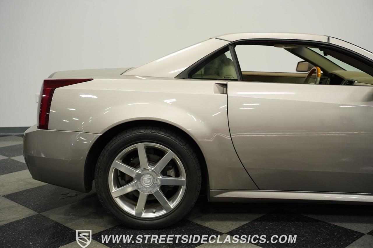 2004 Cadillac XLR