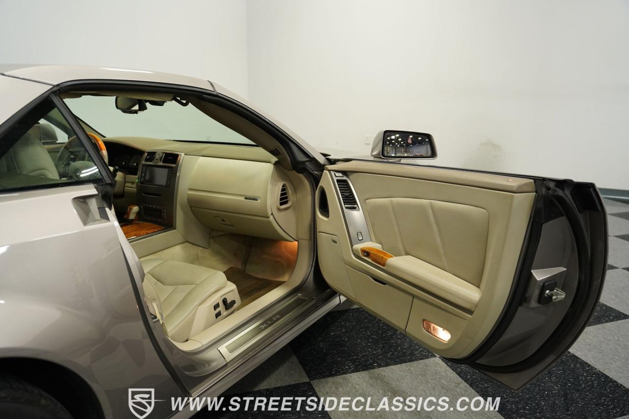 2004 Cadillac XLR