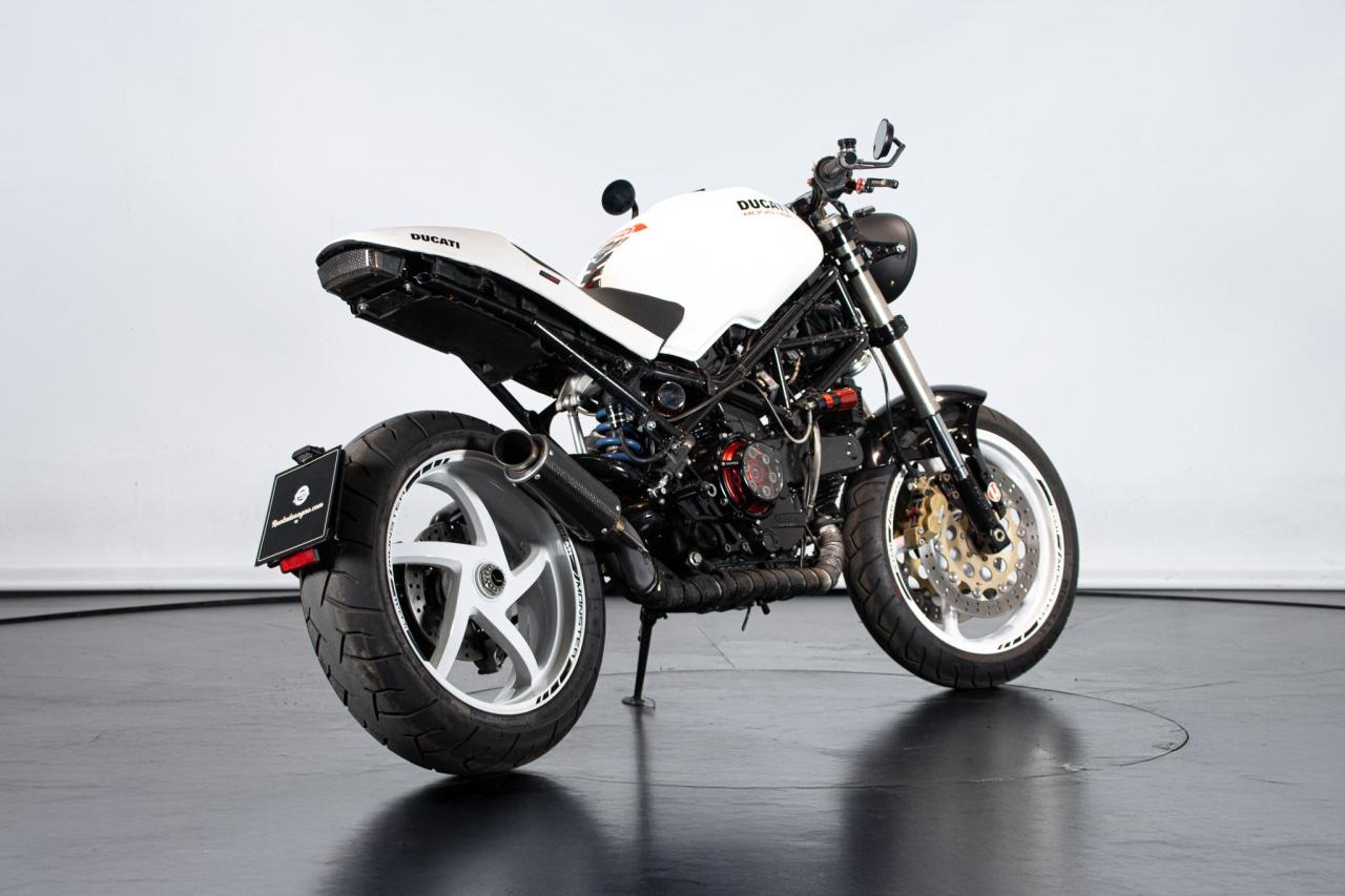 1998 Ducati MONSTER 900