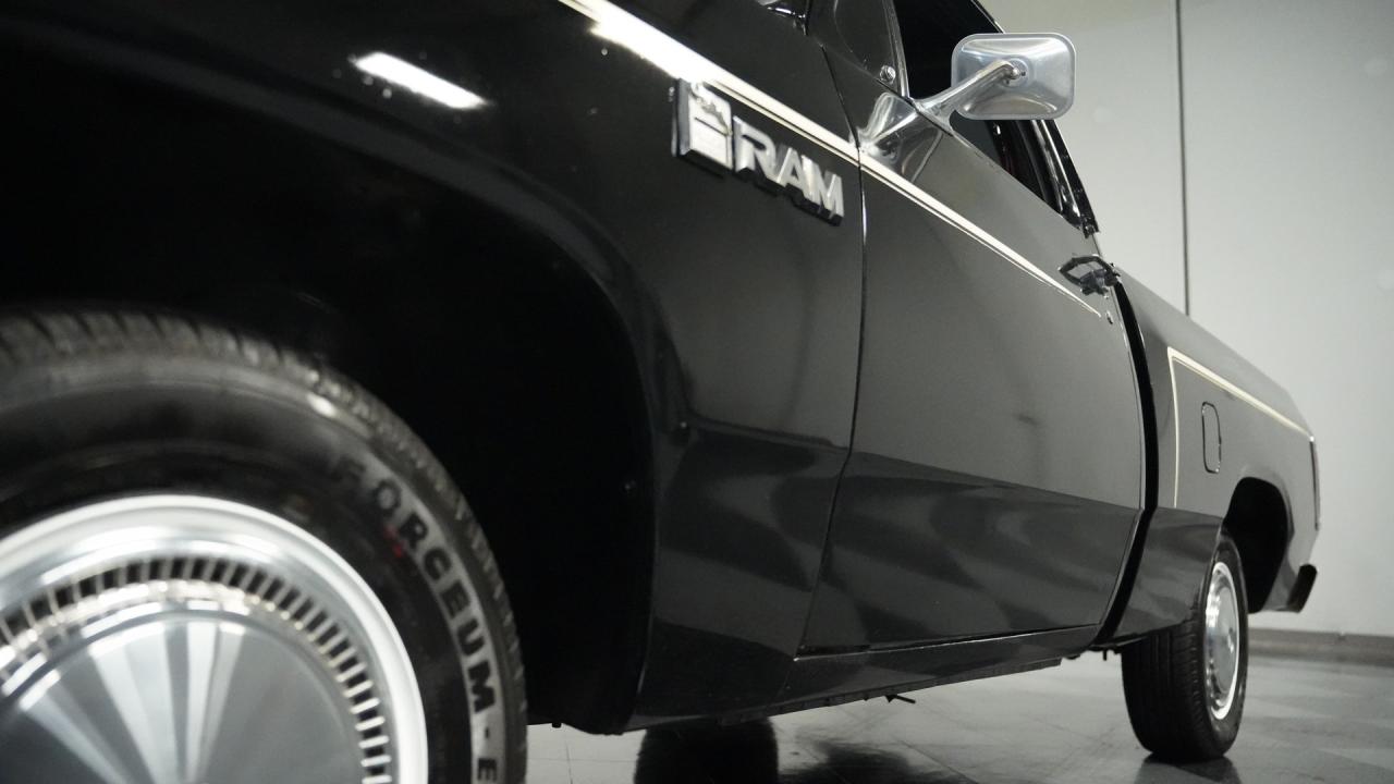 1983 Dodge D150 YS2 Miser