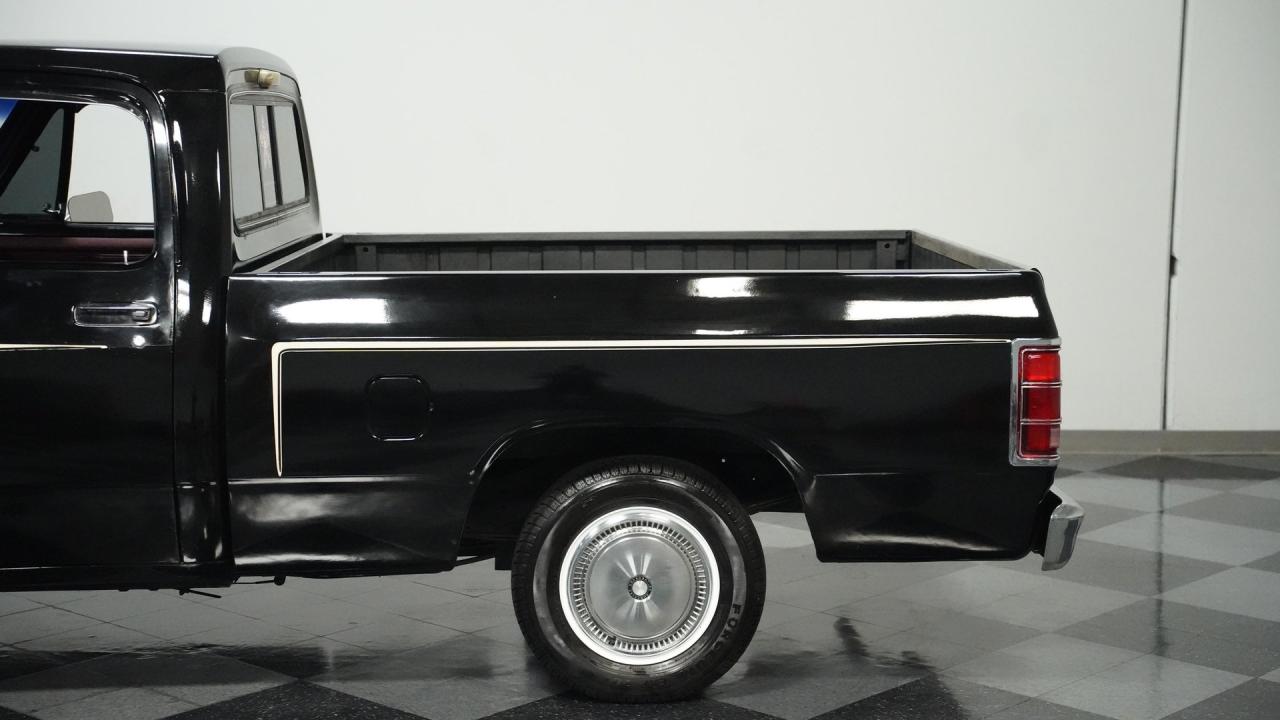 1983 Dodge D150 YS2 Miser