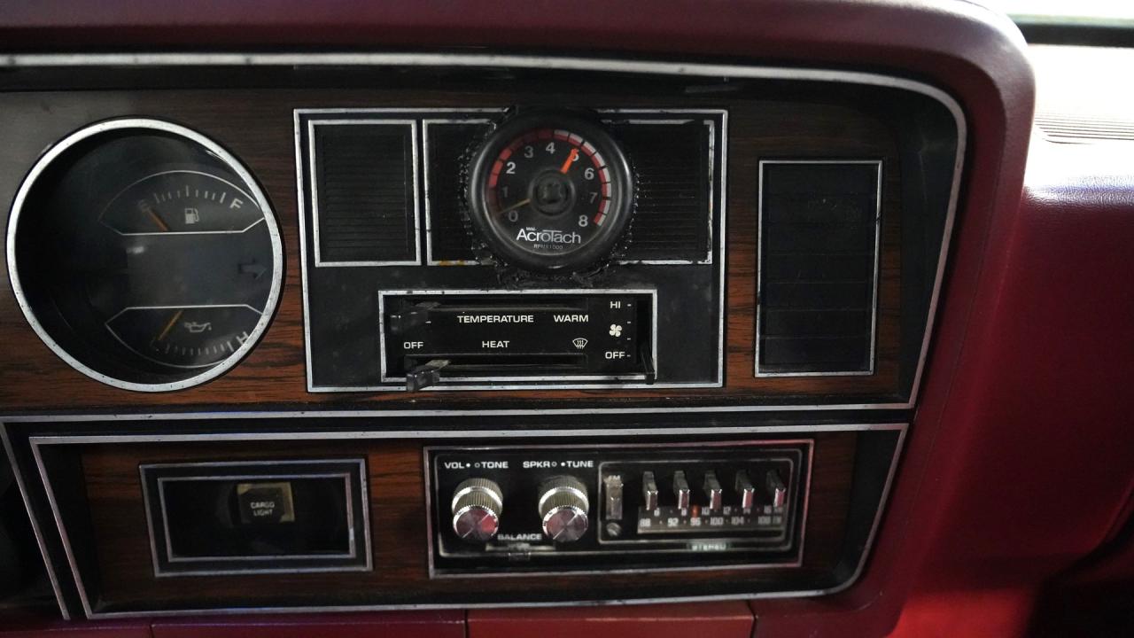 1983 Dodge D150 YS2 Miser