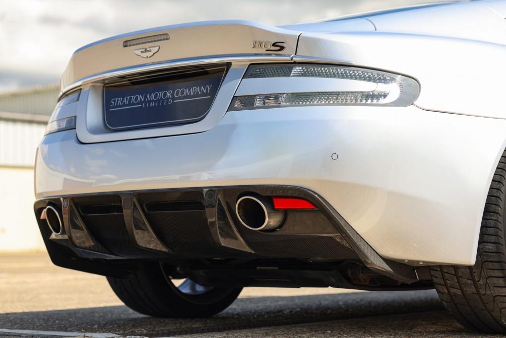 2011 Aston Martin DBS