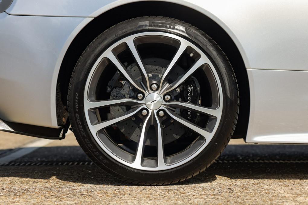 2011 Aston Martin DBS