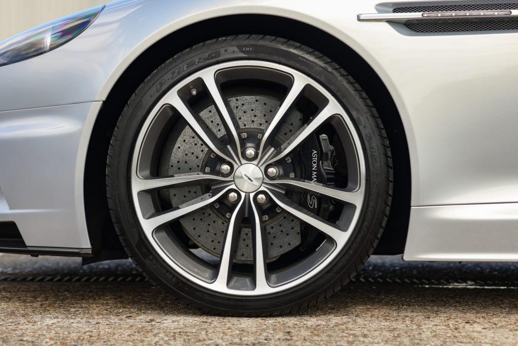 2011 Aston Martin DBS