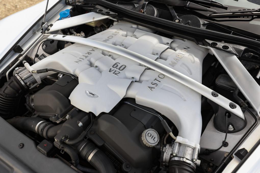 2011 Aston Martin DBS