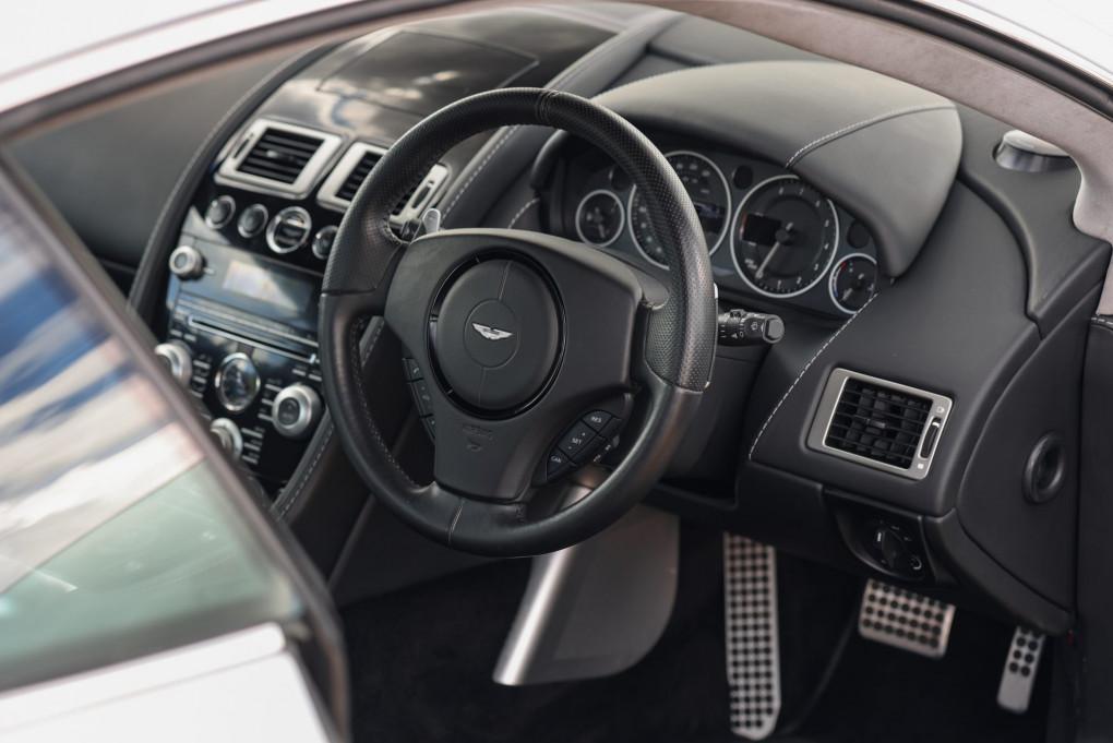 2011 Aston Martin DBS