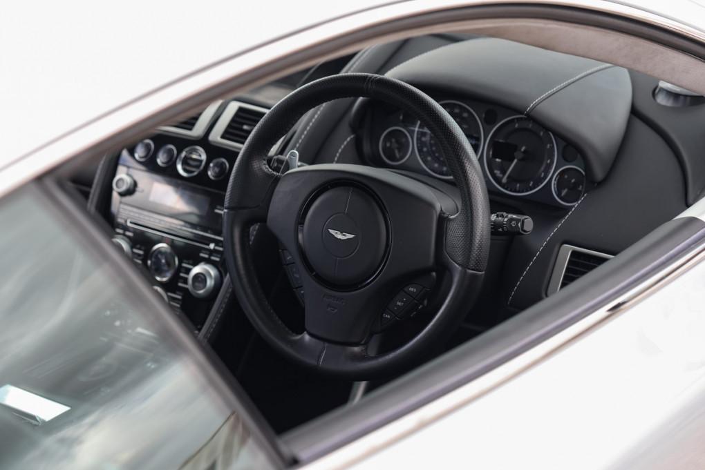 2011 Aston Martin DBS