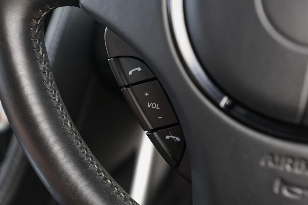 2011 Aston Martin DBS