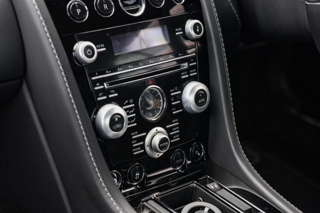 2011 Aston Martin DBS