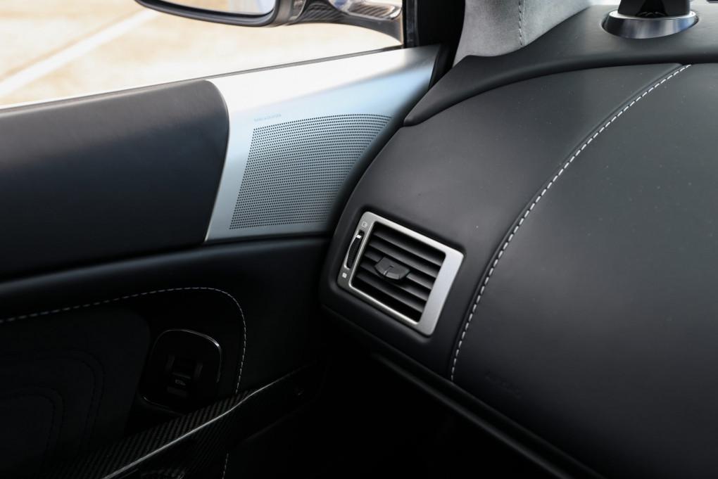 2011 Aston Martin DBS