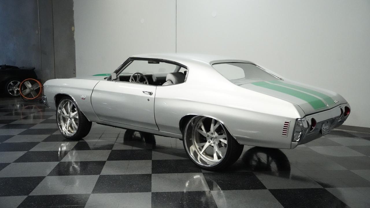 1972 Chevrolet Chevelle 454 Restomod