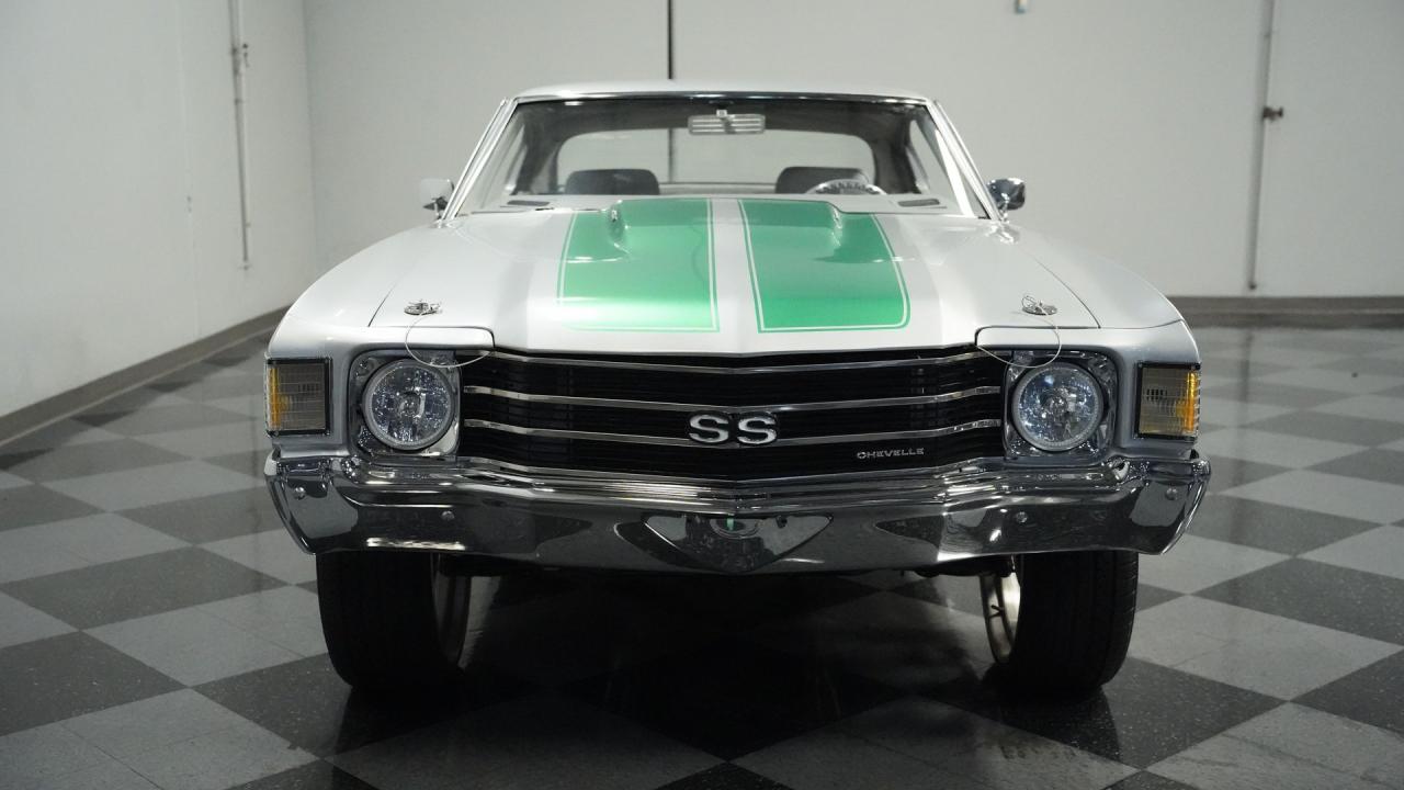 1972 Chevrolet Chevelle 454 Restomod