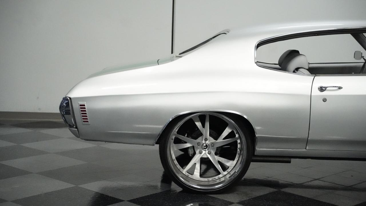 1972 Chevrolet Chevelle 454 Restomod