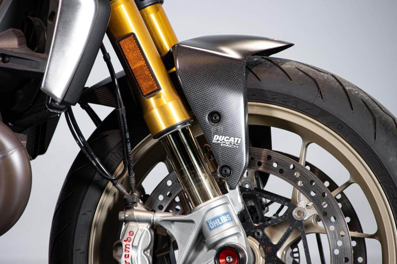 2018 Ducati MONSTER 25&deg; ANNIVERSARIO