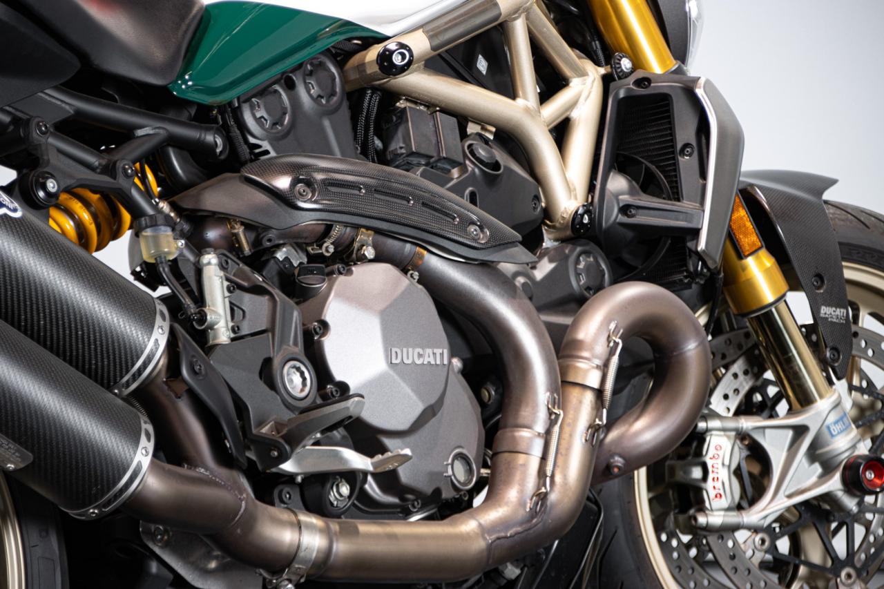 2018 Ducati MONSTER 25&deg; ANNIVERSARIO