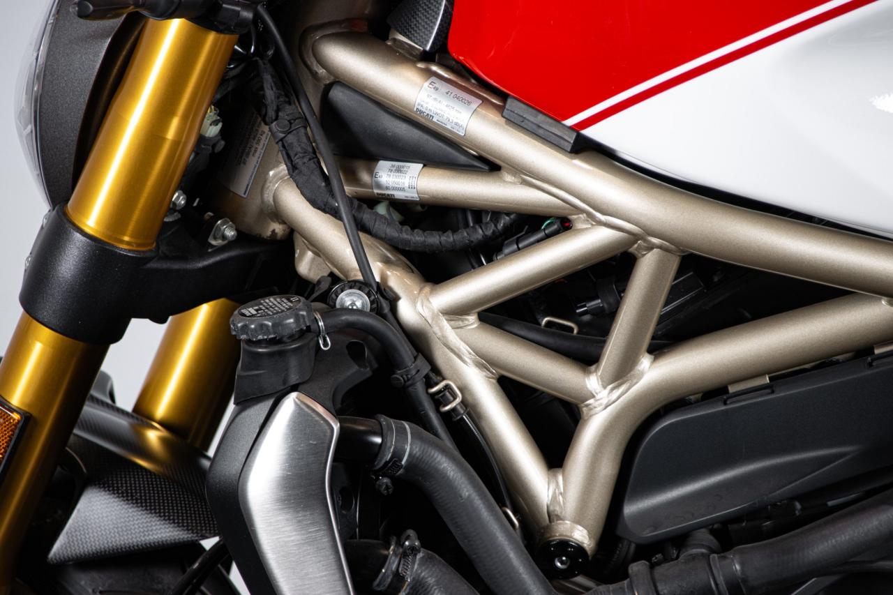 2018 Ducati MONSTER 25&deg; ANNIVERSARIO