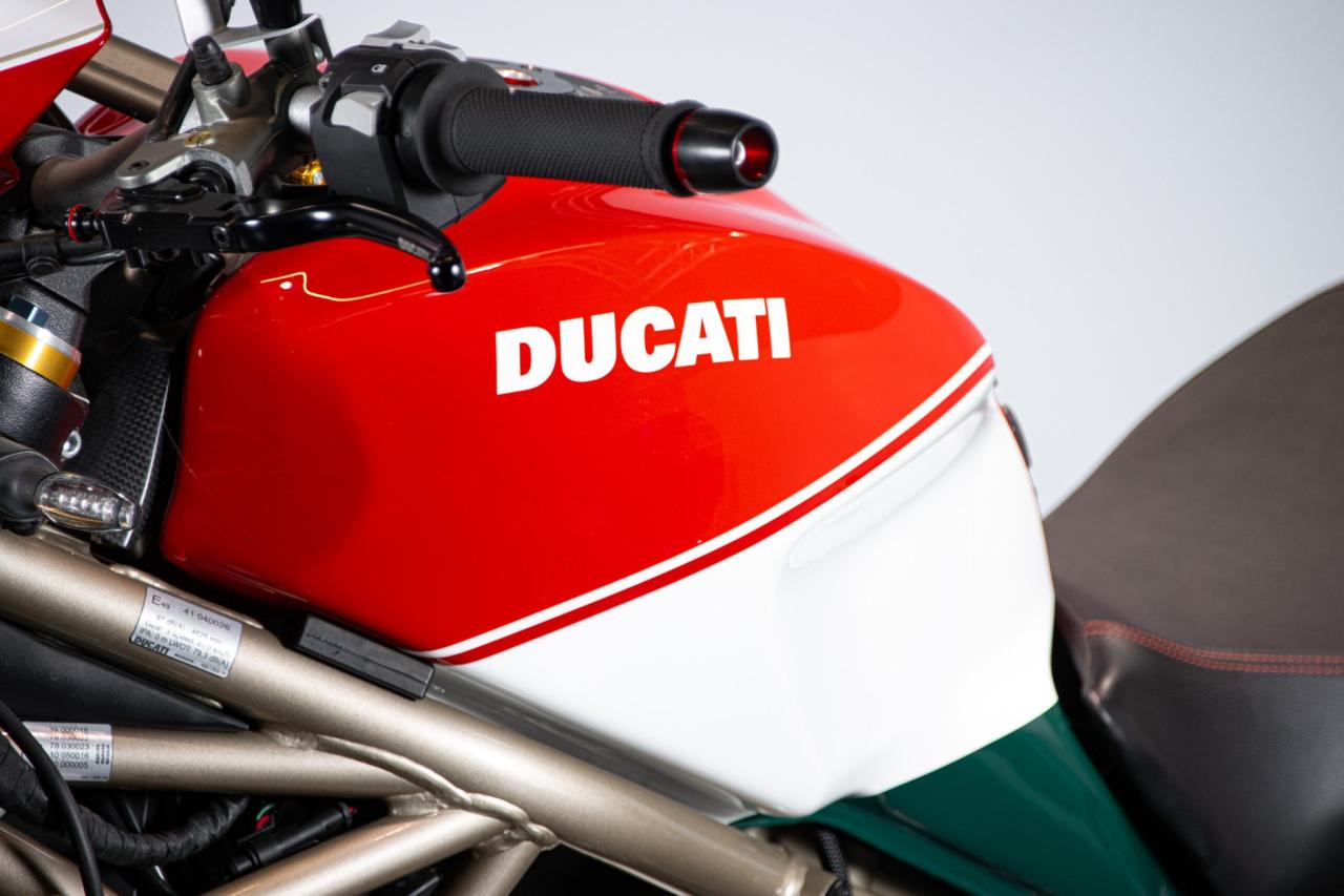 2018 Ducati MONSTER 25&deg; ANNIVERSARIO