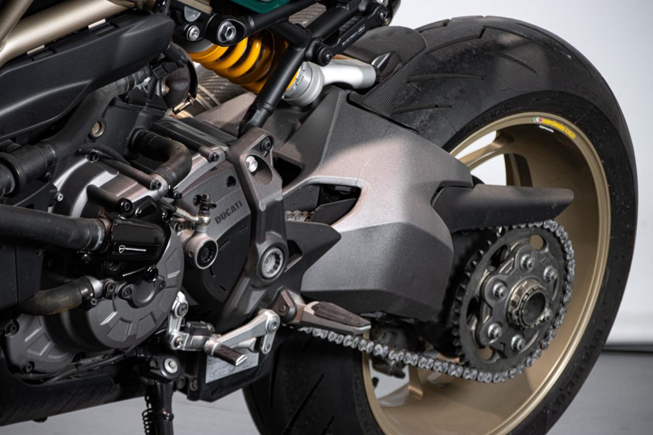 2018 Ducati MONSTER 25&deg; ANNIVERSARIO