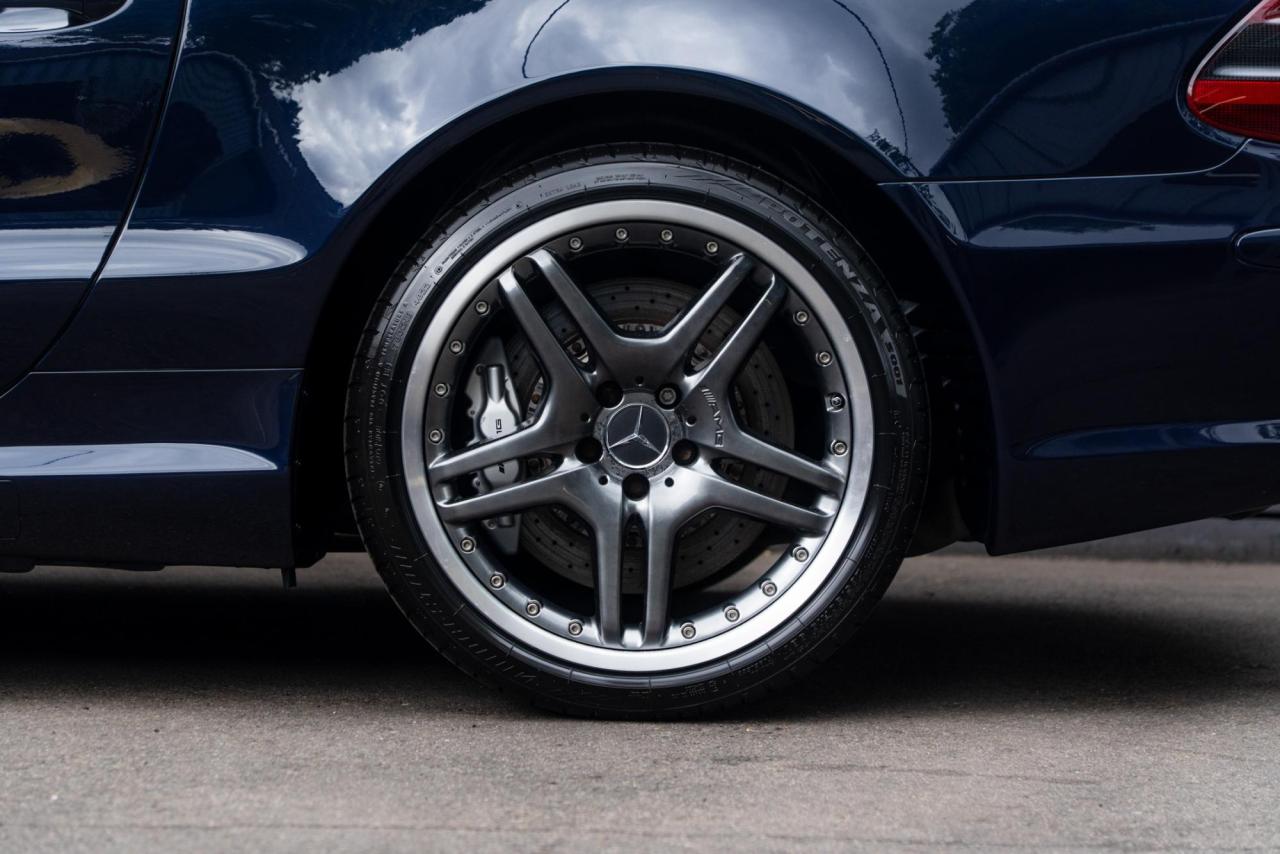 2004 Mercedes - Benz SL65 AMG