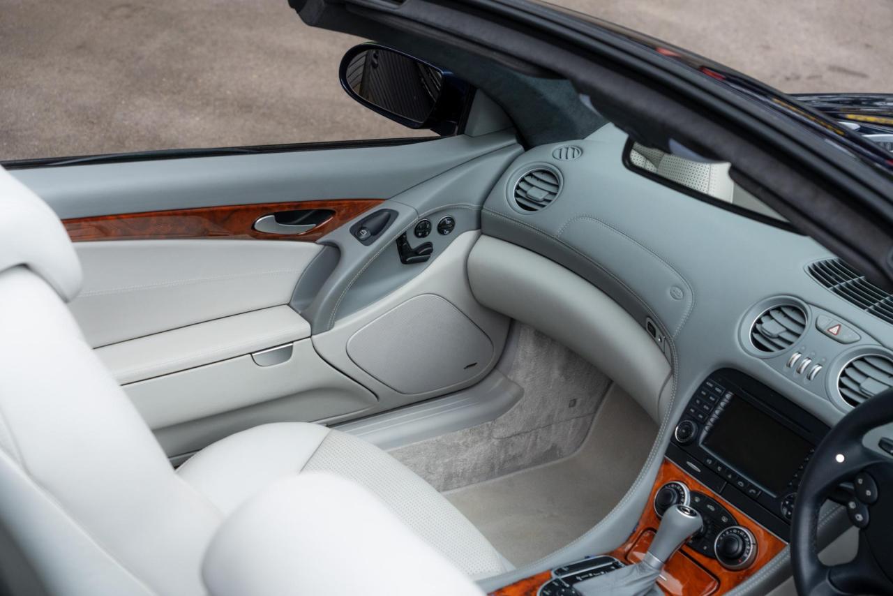 2004 Mercedes - Benz SL65 AMG