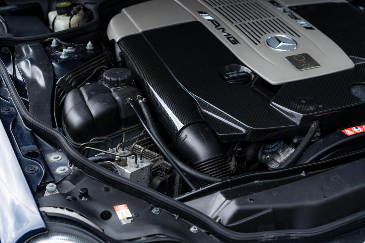 2004 Mercedes - Benz SL65 AMG