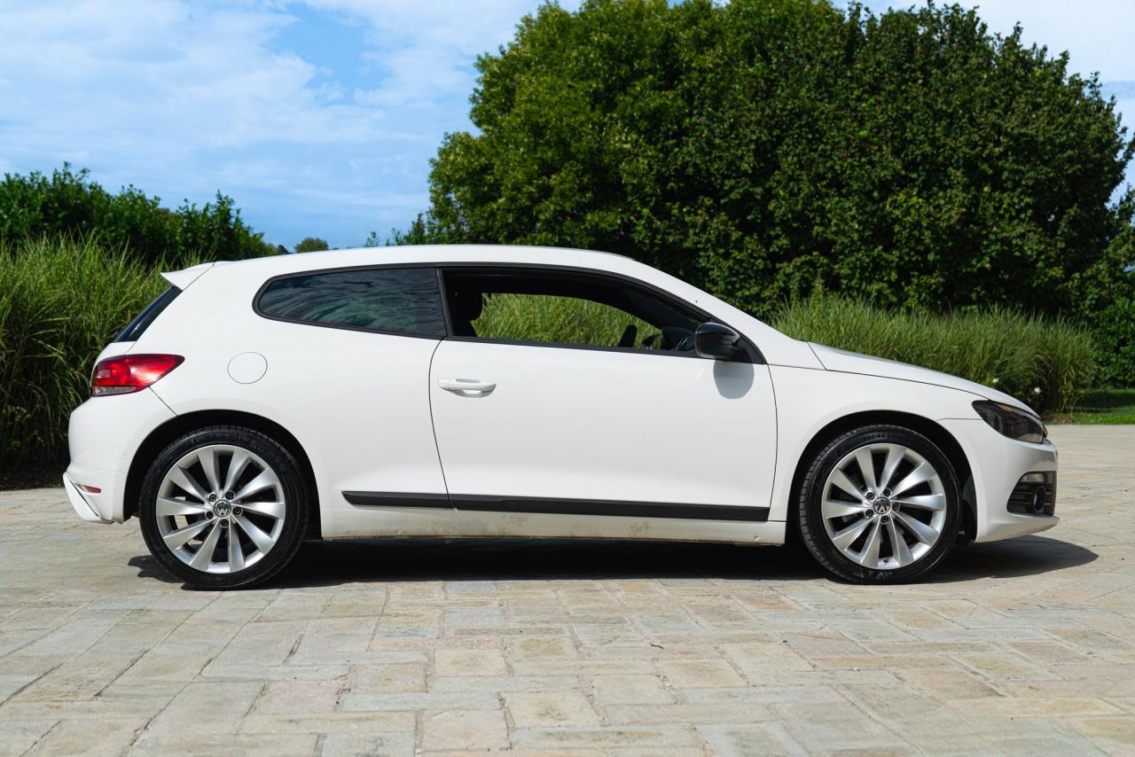 2009 Volkswagen SCIROCCO 2.0 TFSI 2.0 R LINE