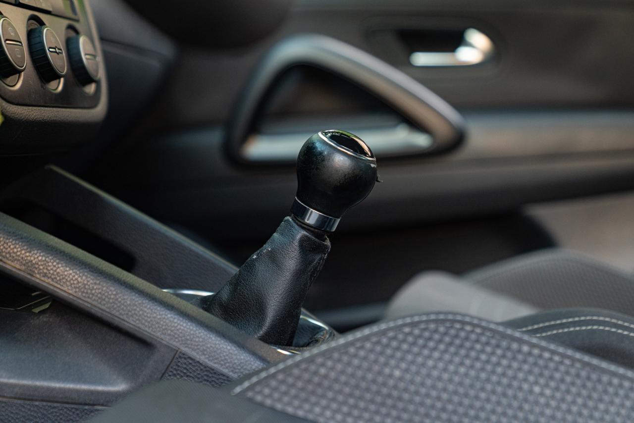 2009 Volkswagen SCIROCCO 2.0 TFSI 2.0 R LINE