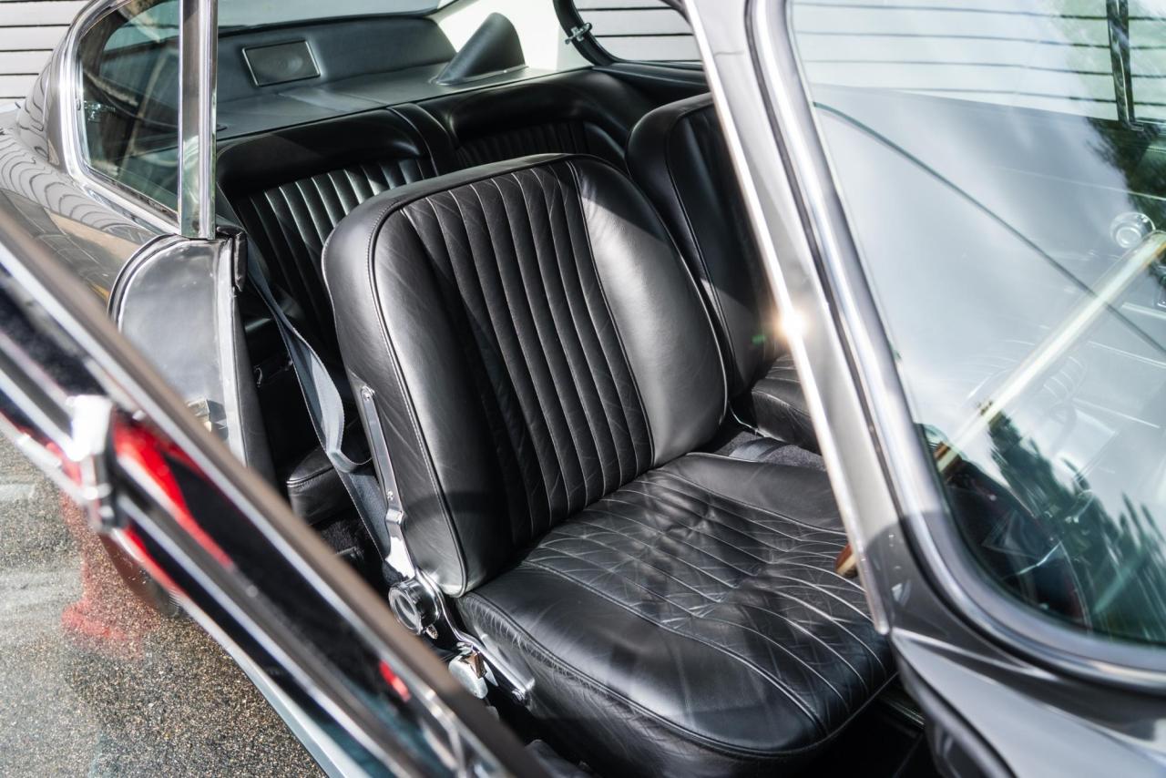 1970 Aston Martin DB6 MK 2 VANTAGE