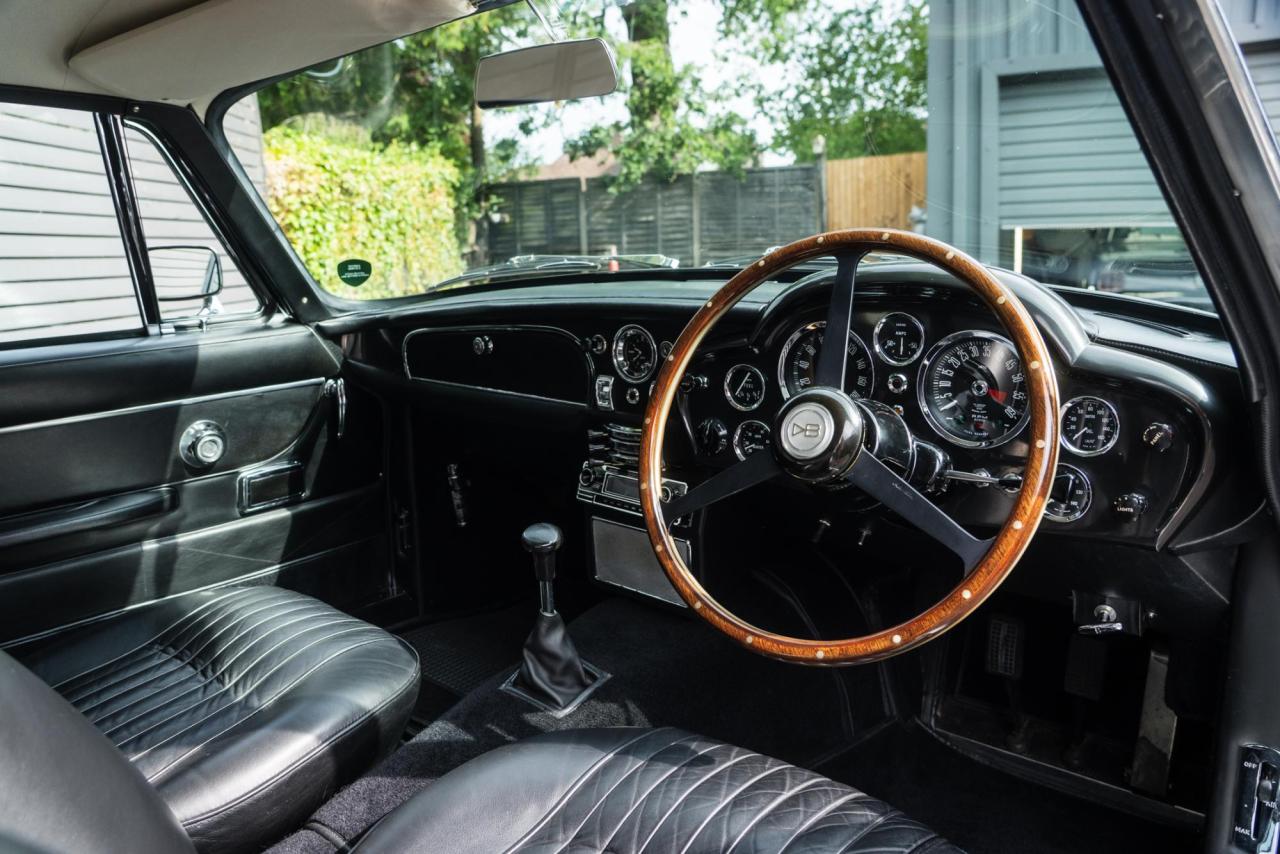 1970 Aston Martin DB6 MK 2 VANTAGE