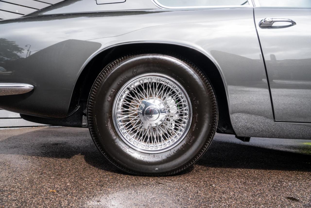 1970 Aston Martin DB6 MK 2 VANTAGE