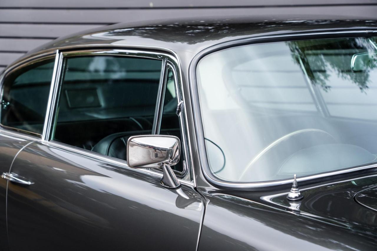 1970 Aston Martin DB6 MK 2 VANTAGE