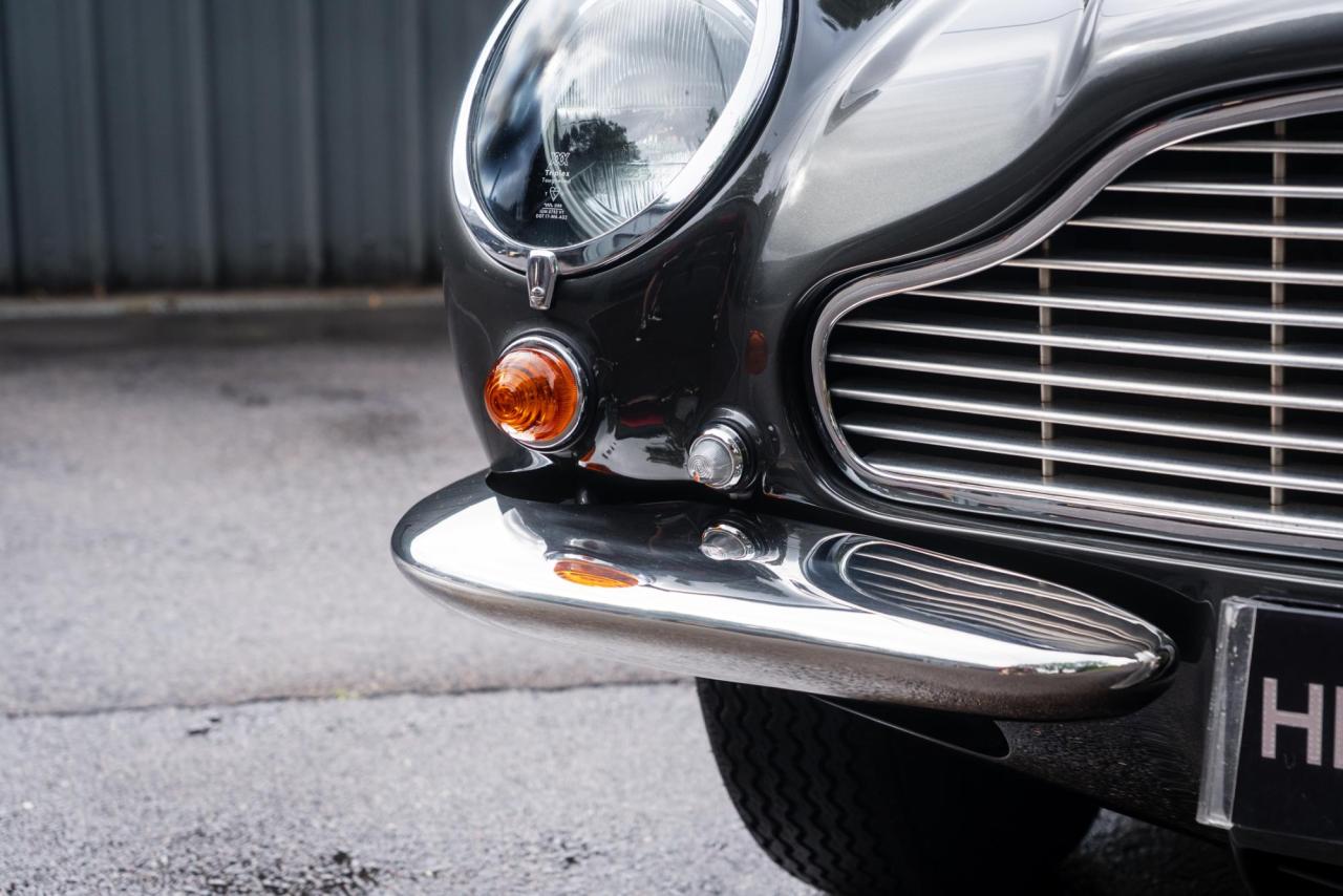 1970 Aston Martin DB6 MK 2 VANTAGE