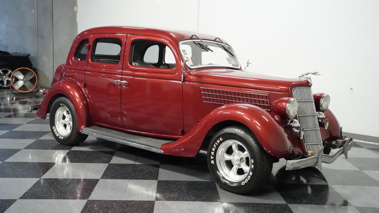 1935 Ford Fordor