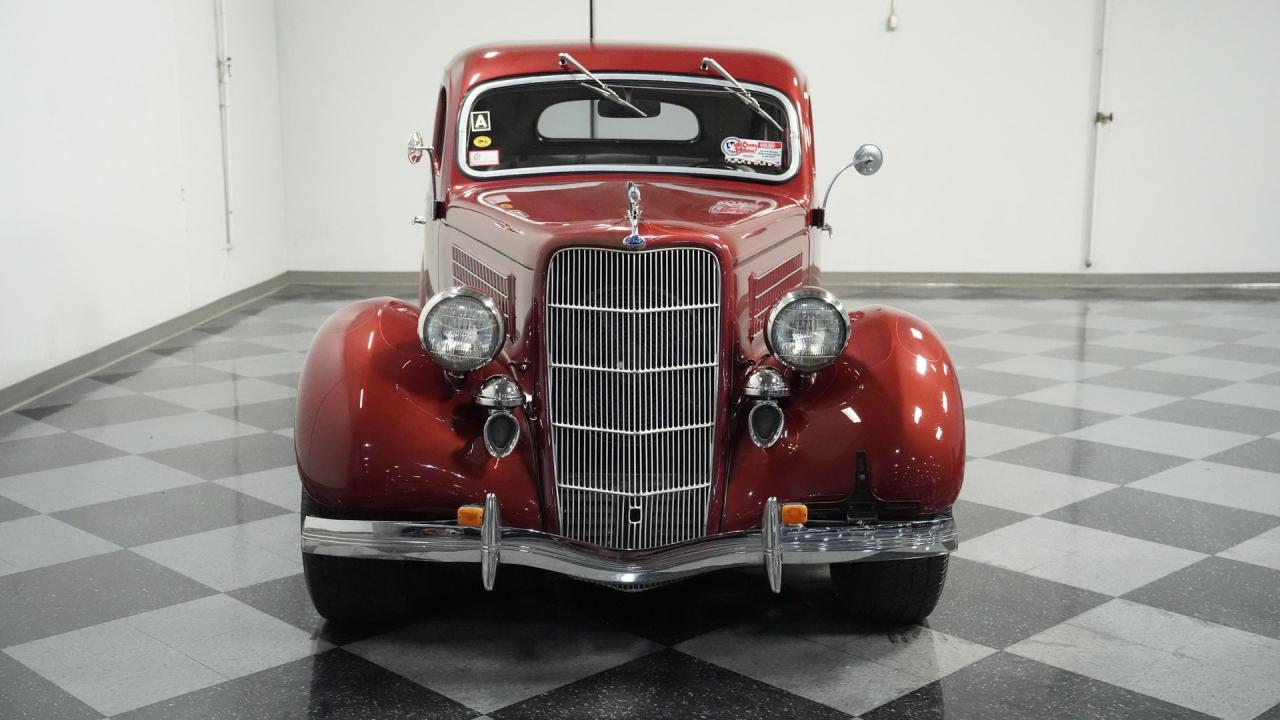 1935 Ford Fordor